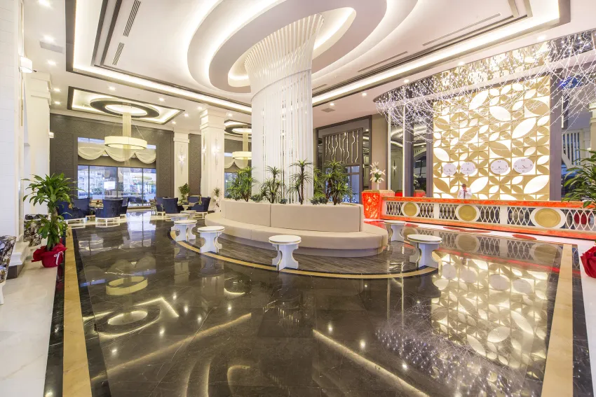 Diamond Premium Hotel & Spa 5*-8