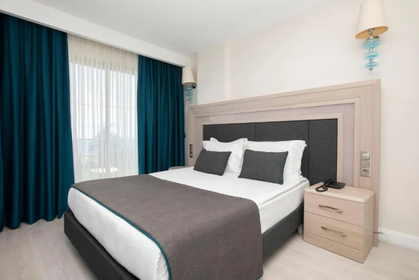 CLUB FALCON HOTEL  4*-16