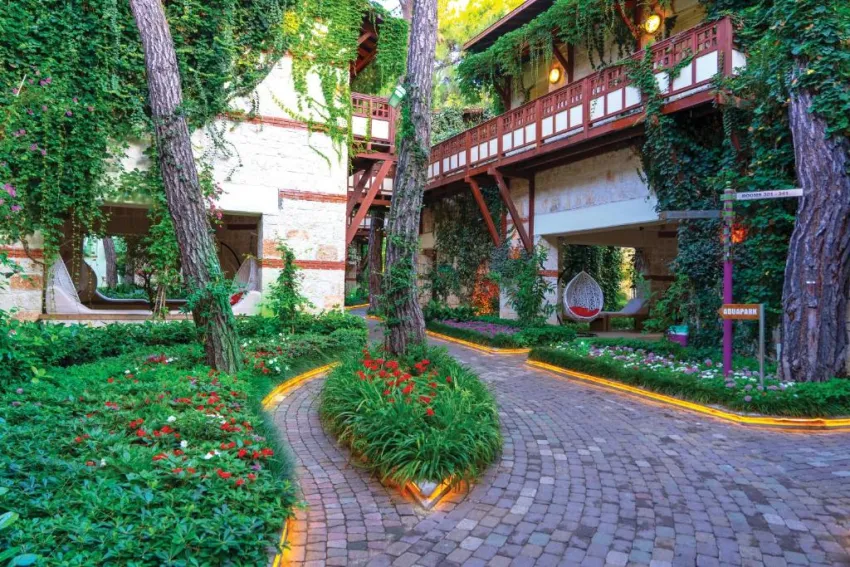 ULUSOY KEMER HOLIDAY CLUB  5*-7