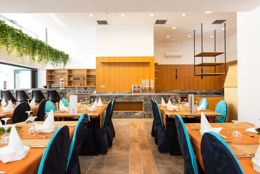 T Hotel Premium Suites 4*-5