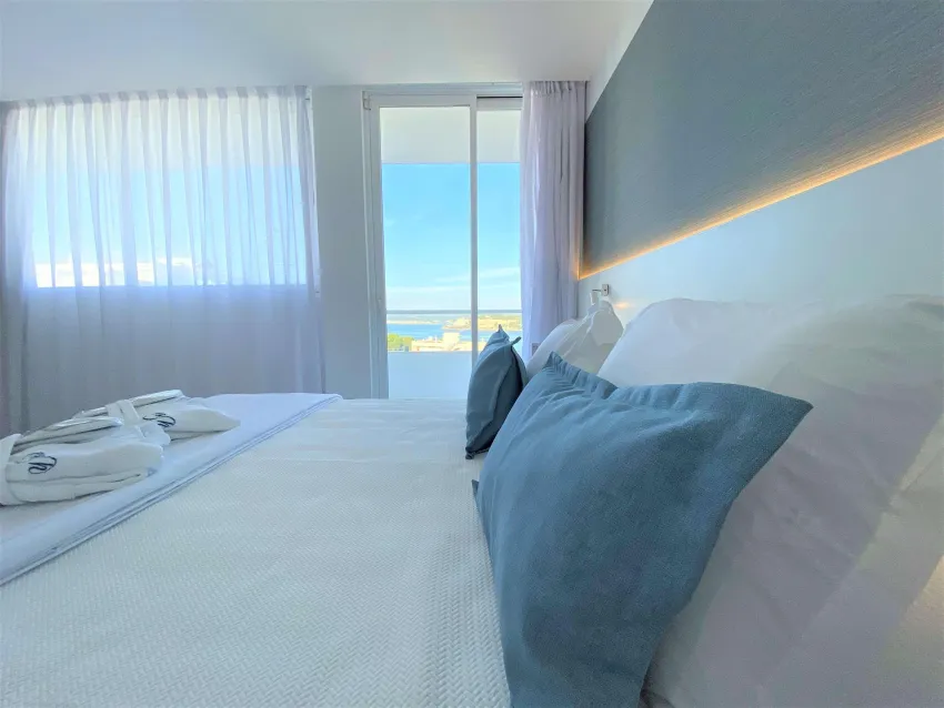 Reverence Life Hotel 4*-29