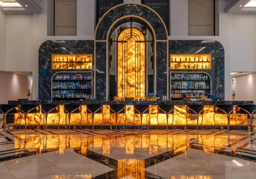 SERENITY QUEEN HOTEL  5*-25