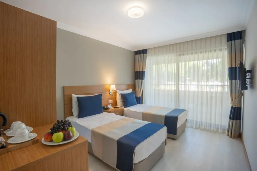 Master Family Club 5*-8