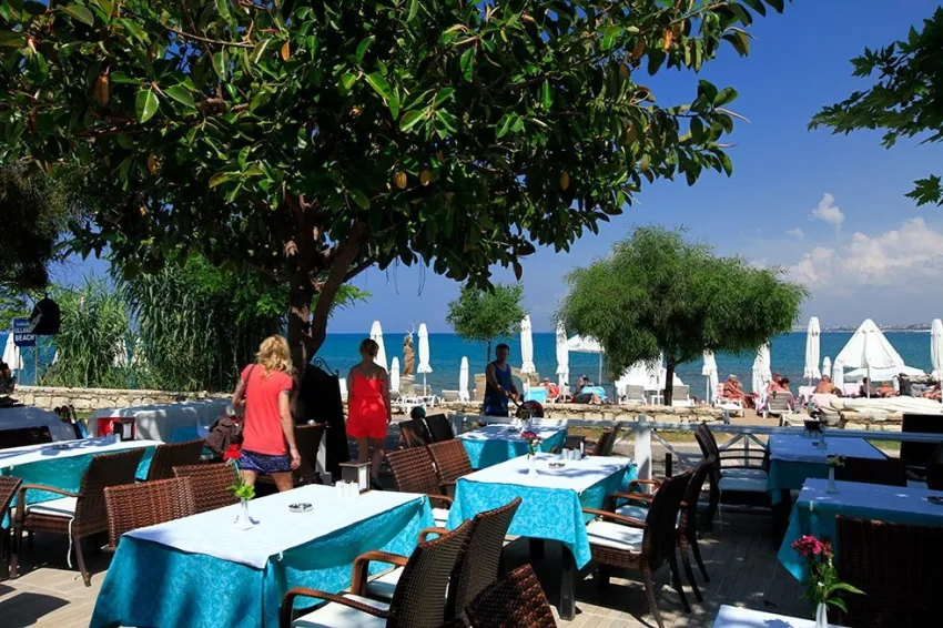 Leda Beach Hotel 3*-22