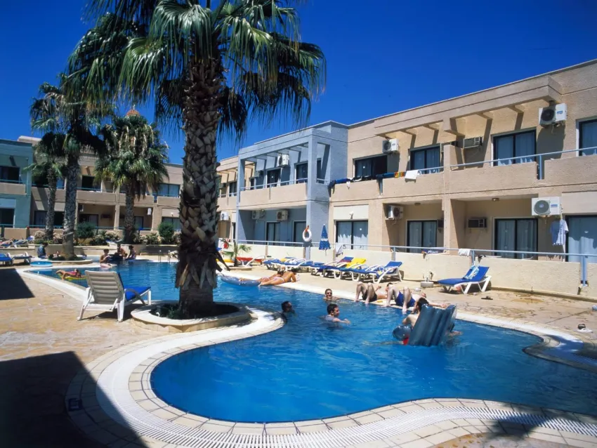 Anthea Hotel Apartments 3*-3