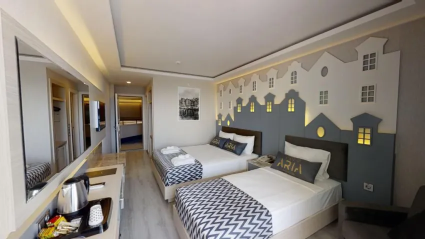 ARIA RESORT & SPA HOTEL  5*-8