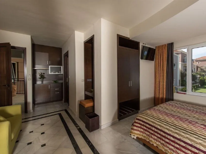 Lito Beach Hotel 3*-43