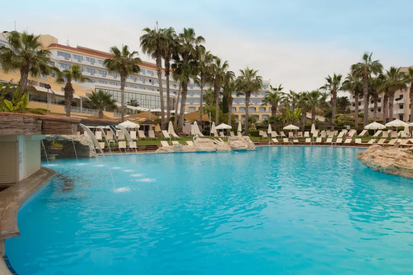 St. George Beach Hotel and Spa Resort - Adults Only 4*-2