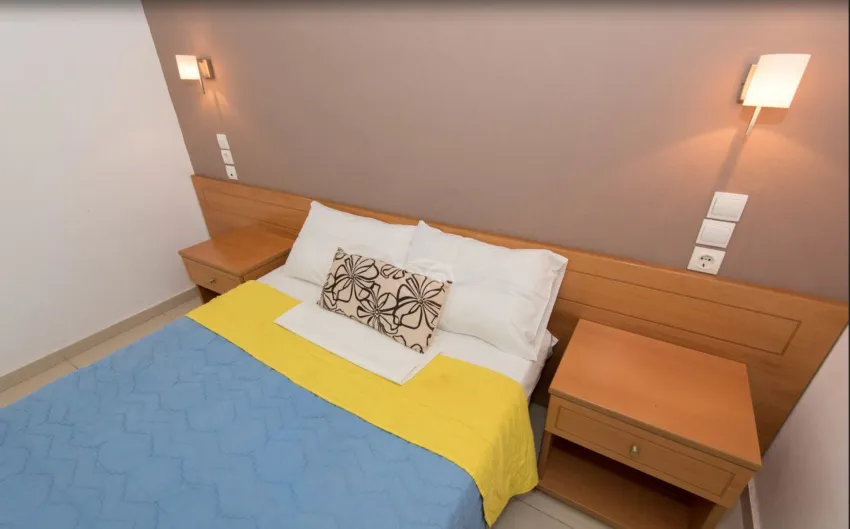 Eleni Palace Apts 3*-11