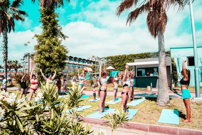 ISTANBUL BEACH HOTEL  4*-17