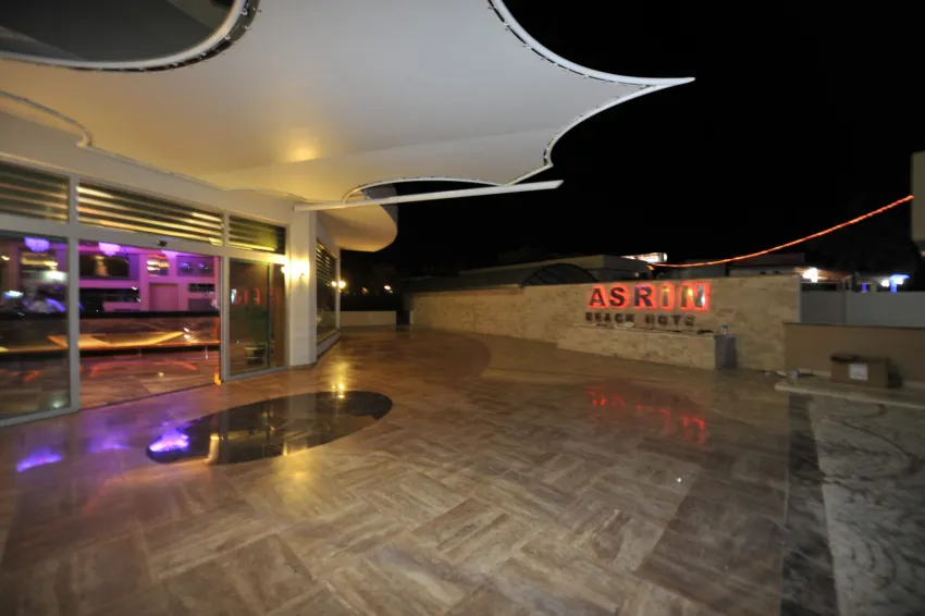 Asrin Beach 4*-4