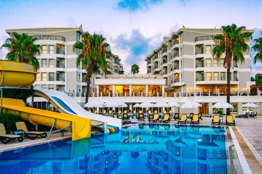 Royal Atlantis Beach Hotel 4*-4