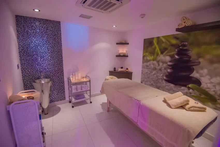 Dome Beach Hotel 4*-9