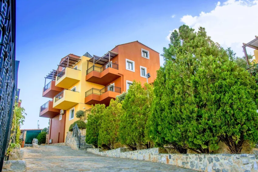 Ippoliti Village 3*-3