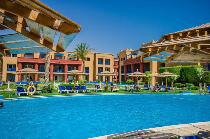 TITANIC BEACH SPA & AQUAPARK  5*-18