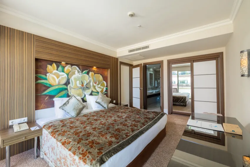 Crystal De Luxe Comfort Collection 5*-21