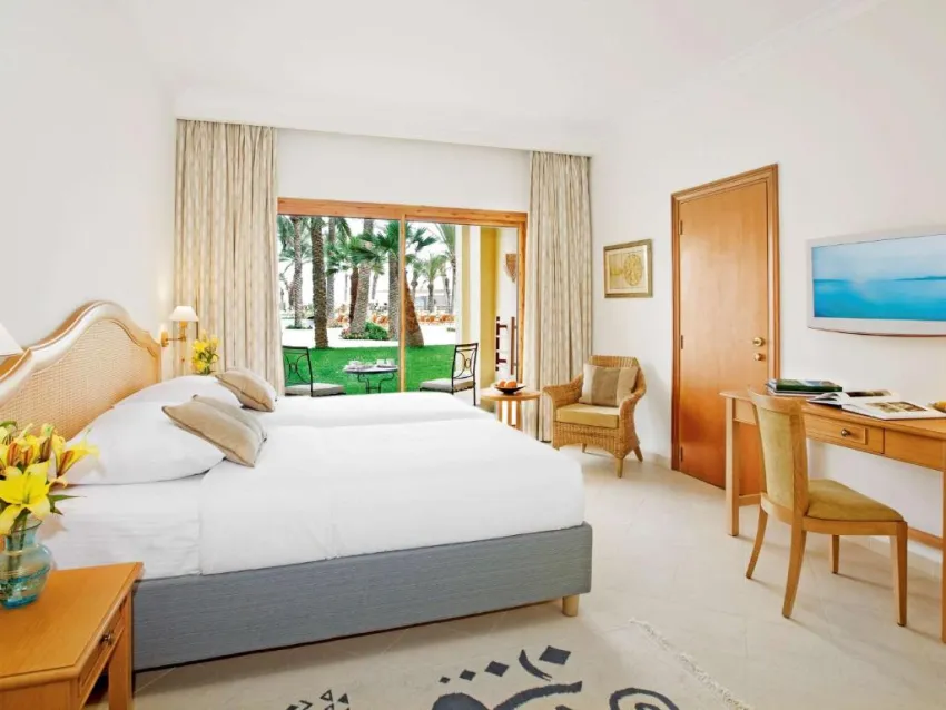 MOVENPICK RESORT & MARINE SPA  5*-6