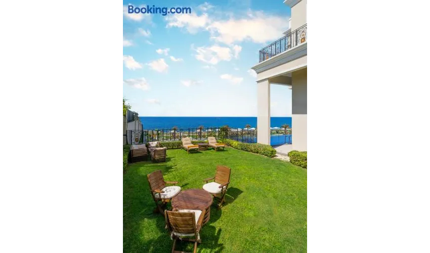 Kaya Palazzo Resort & Casino 5*-110