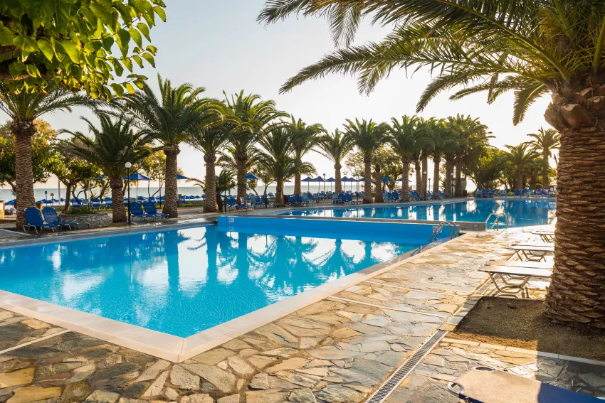 Mare Monte Beach 4*-63