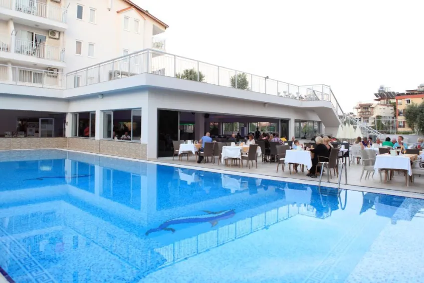 CATS GARDEN HOTEL  3*-10