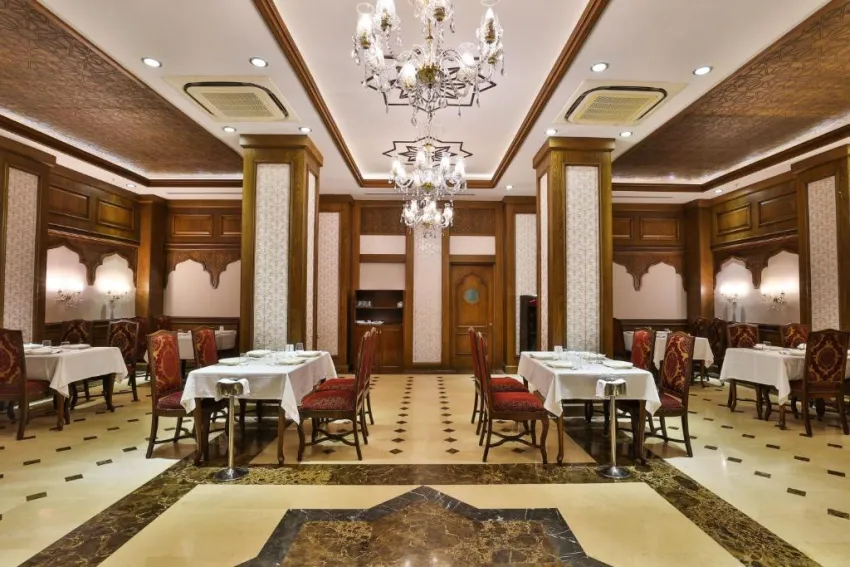 CRYSTAL WATERWORLD RESORT & SPA  5*-36