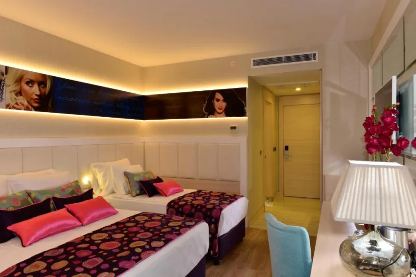 AZURA DELUXE RESORT & SPA HOTEL  5*-45
