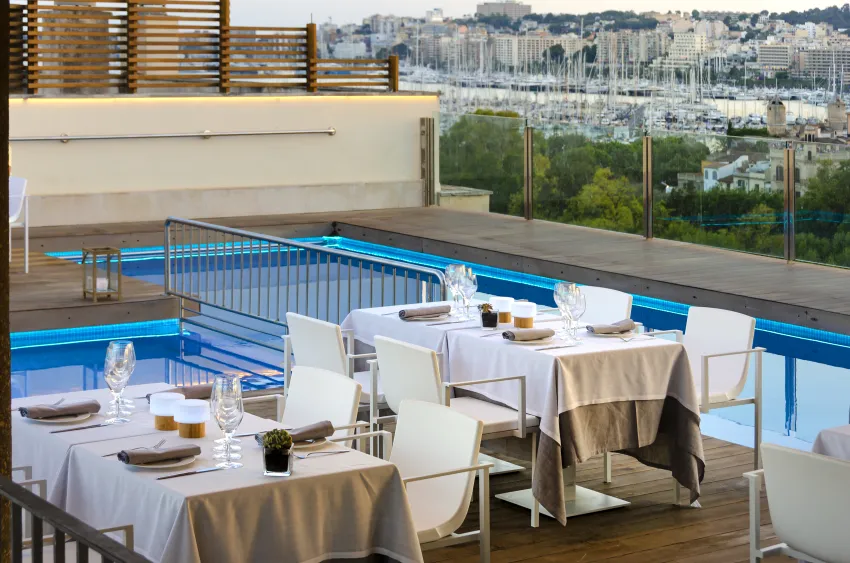 Saratoga Hotel 4*-87