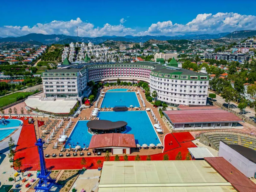 GRAND CORTEZ RESORT HOTEL & SPA  5*-12