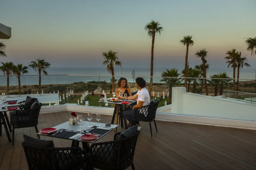 Leonardo Crystal Cove Hotel and Spa by the Sea 4*-56