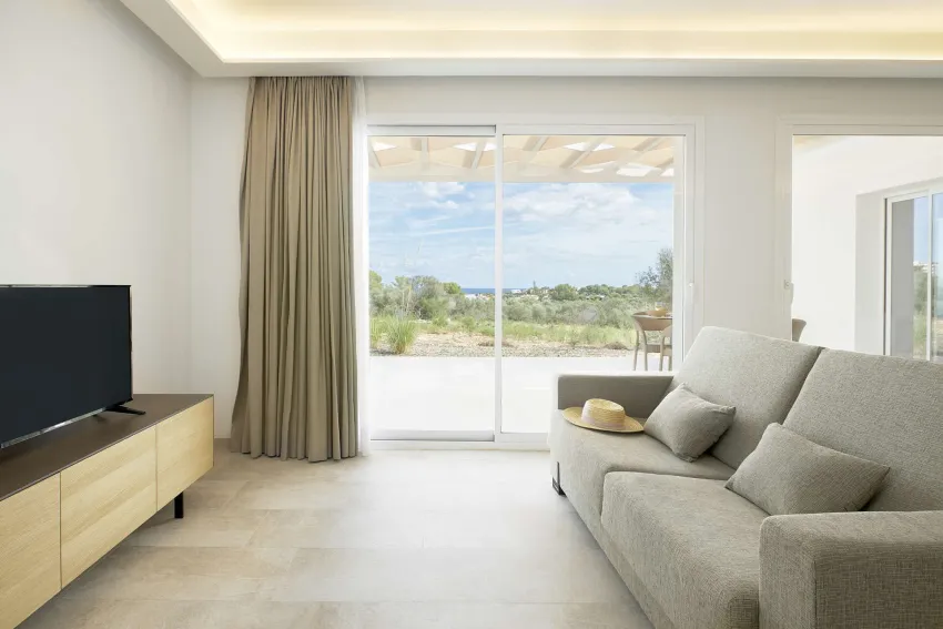 Iberostar Waves Cala Domingos 4*-11