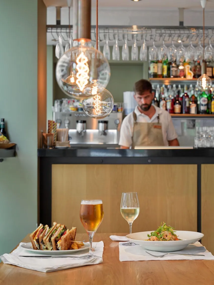 Saratoga Hotel 4*-77