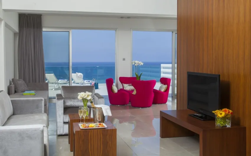 King Evelthon Beach Hotel and Resort 5*-16