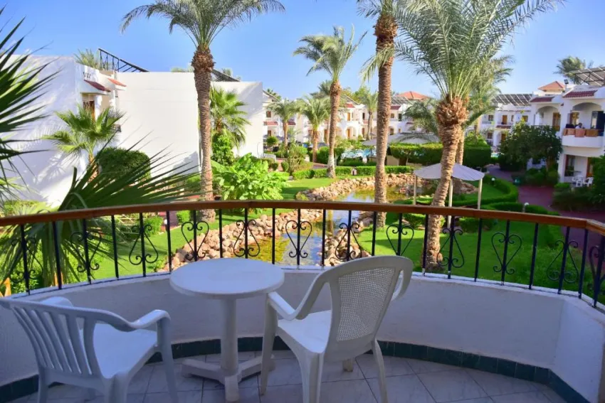 DIVE INN RESORT  4*-27