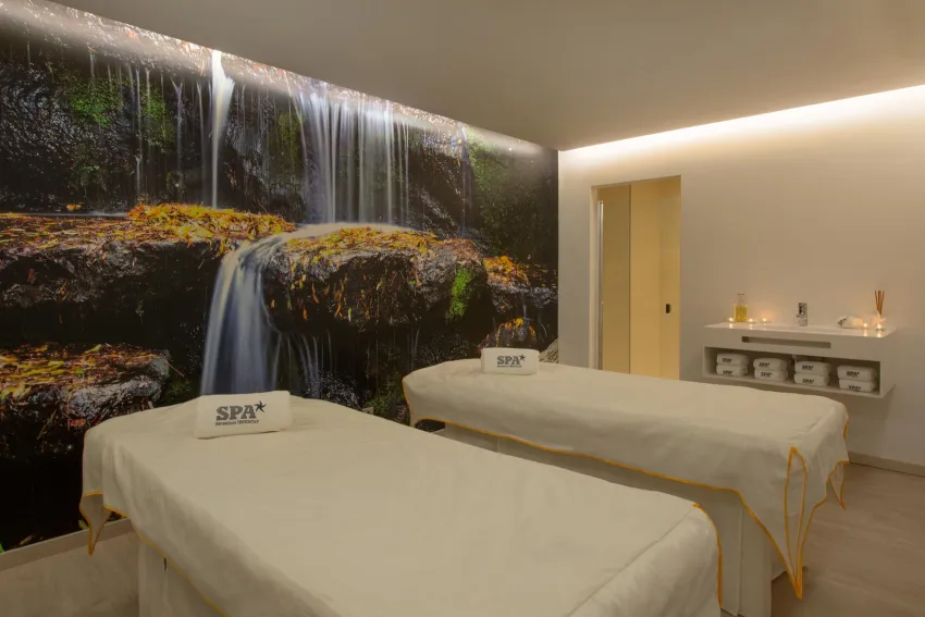 Iberostar Waves Playa de Muro 4*-7