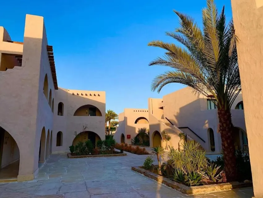 CLUB FARAANA REEF  4*-54