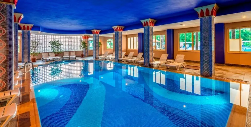 SERENIS HOTEL  4*-16