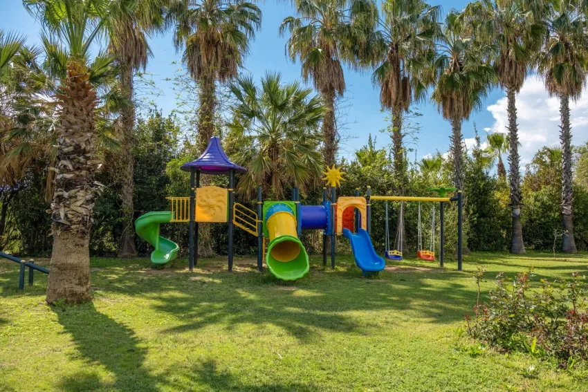 Royal Atlantis Beach Hotel 4*-8