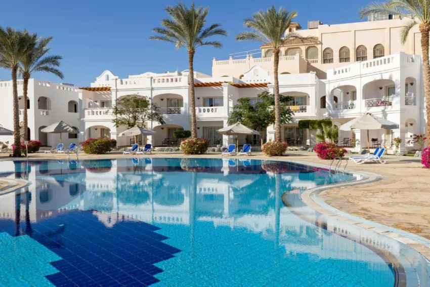 CONTINENTAL PLAZA RESORT & AQUAPARK  4*-17