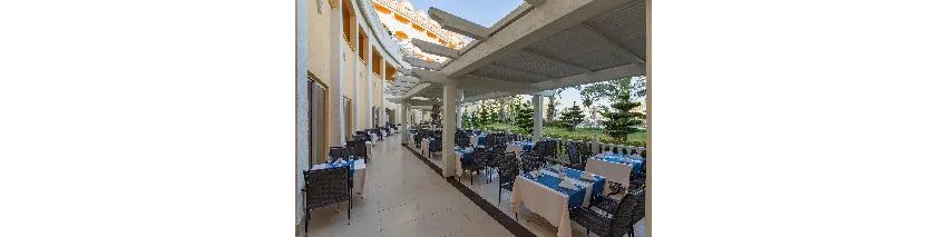 Royal Alhambra Palace 5*-75