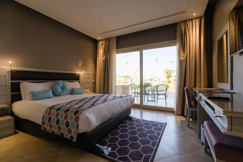 SUNRISE CRYSTAL BAY RESORT  5*-31