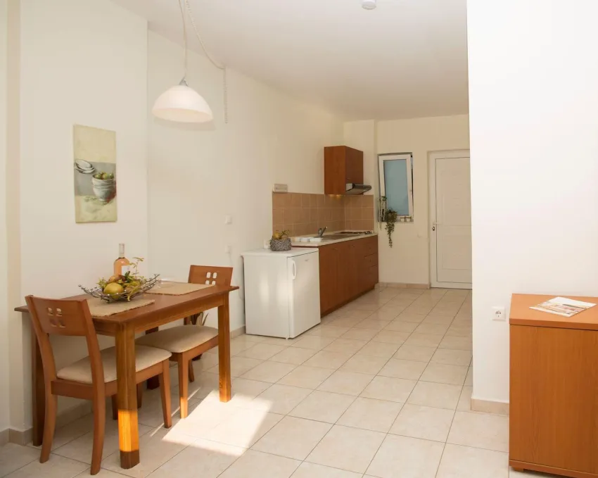 Tsambikos Apartments 3*-22