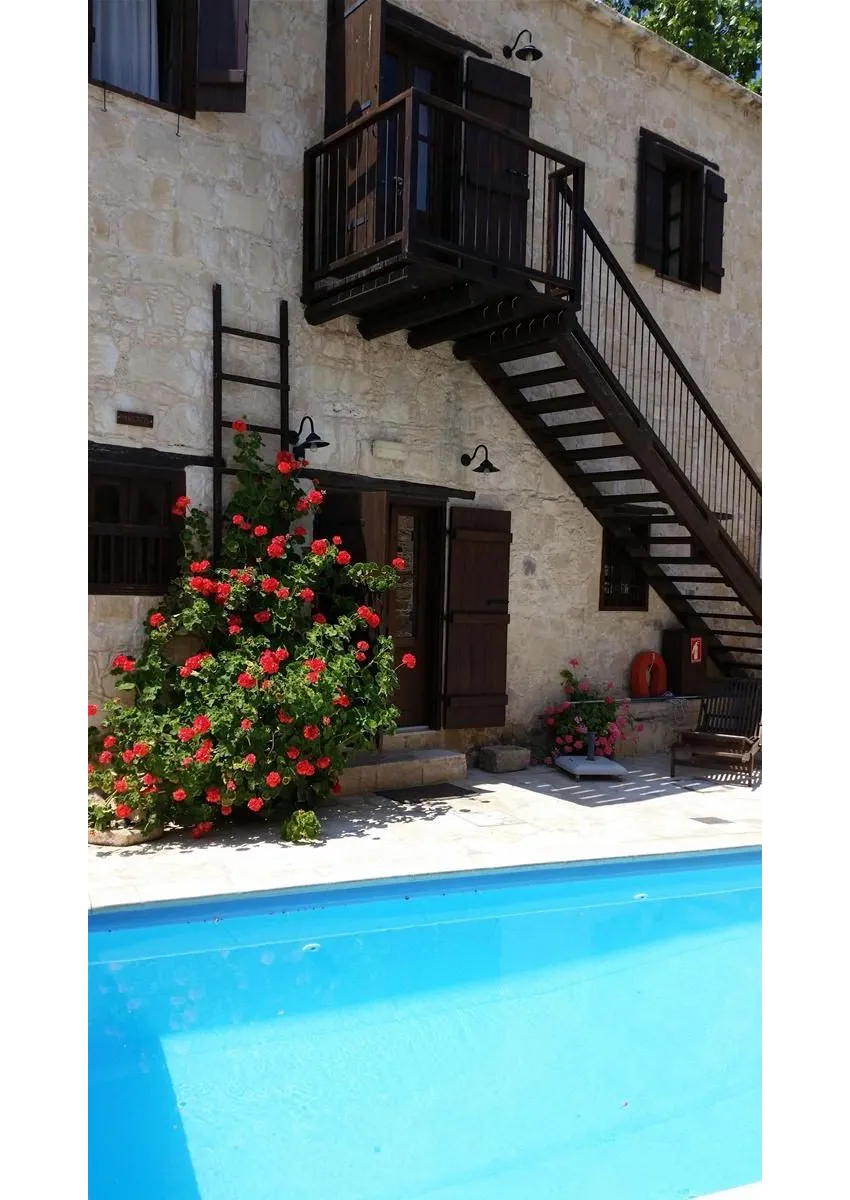 Leonidas Village Houses 3*-5