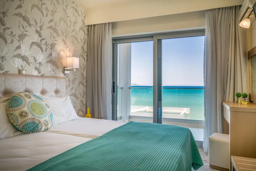 Denise Beach Hotel and Apartments 4*-1