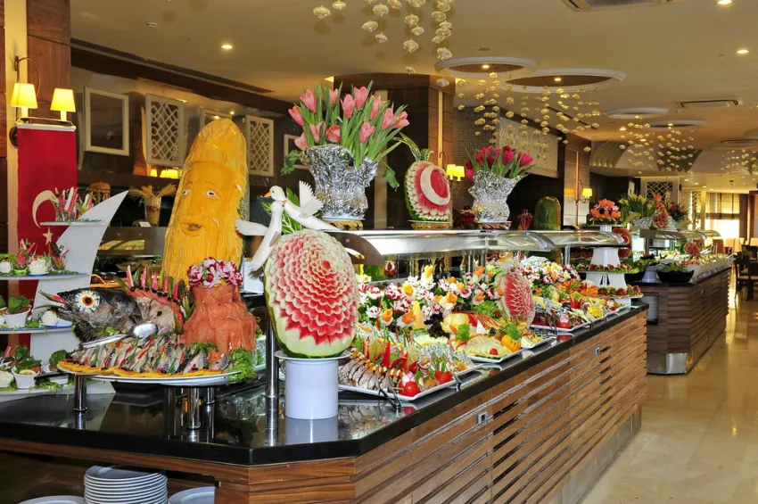 LAKE & RIVER SIDE HOTEL & SPA  5*-10