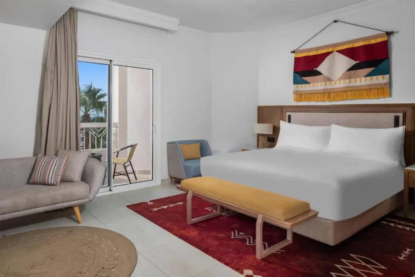 DOUBLETREE BY HILTON SHARM BAY RESORT BEACH SIDE  4*-78