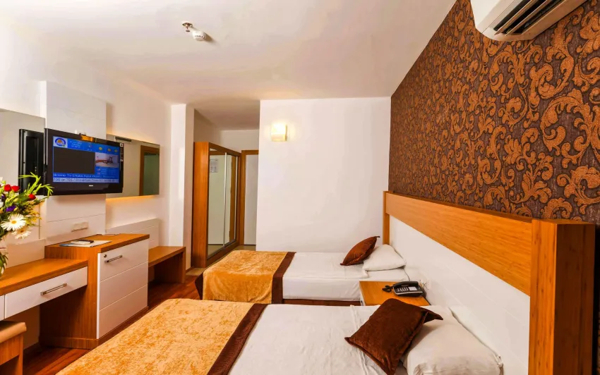 Eftalia Downtown 4*-8
