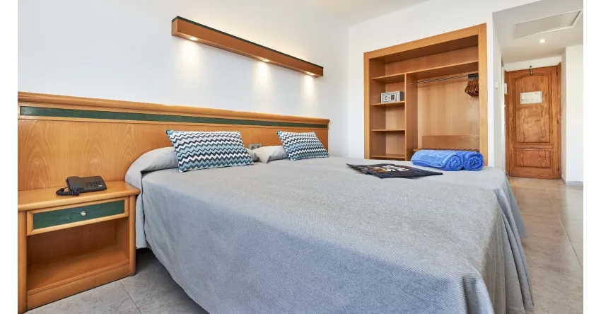 Globales Torrenova Adults Only 3*-6