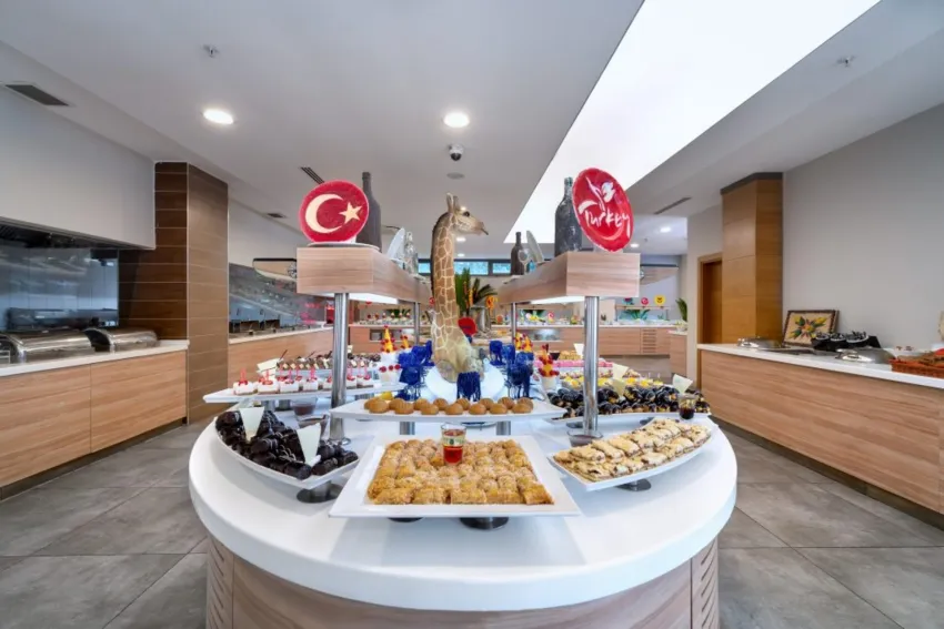 Orfeus Queen Hotel 4*-9