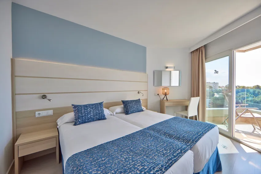 Tomir Portals Suites 4*-10