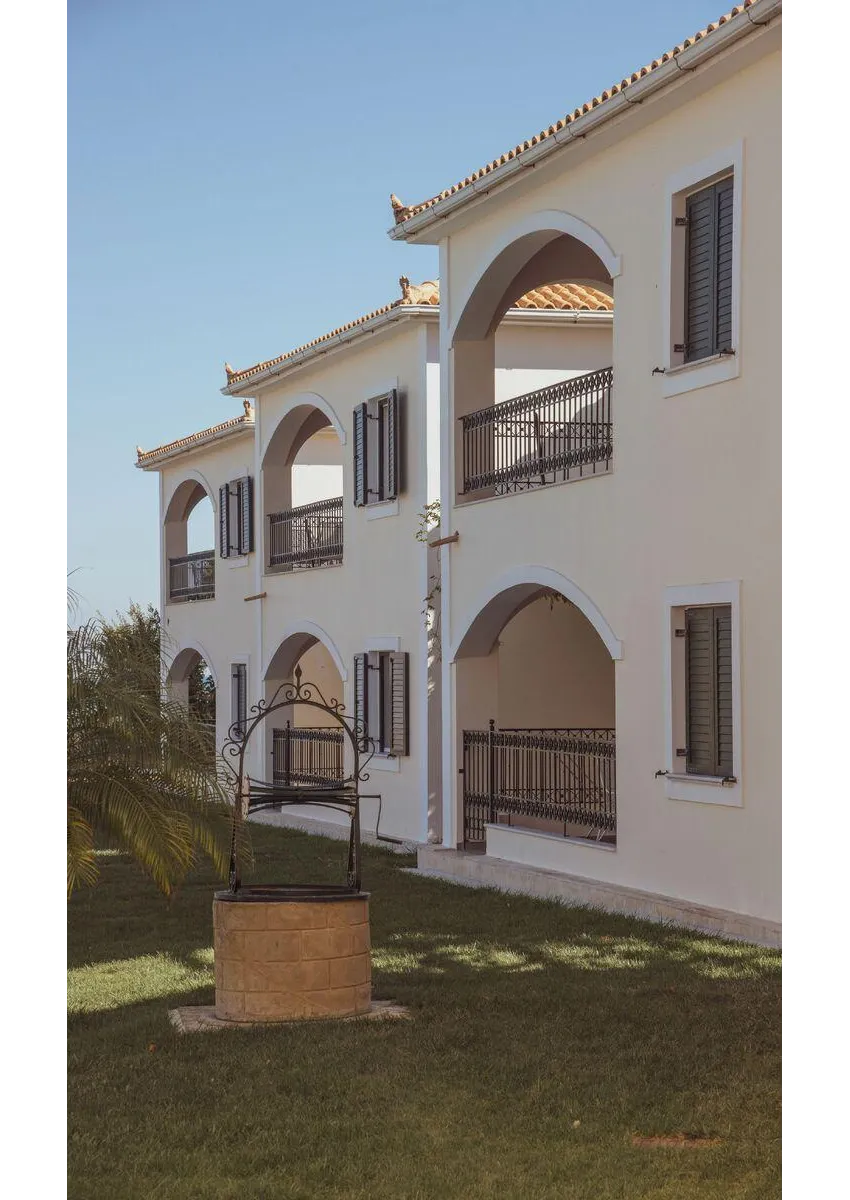 Erietta Aparthotel 4*-1